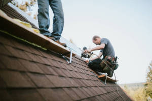 Local Roofers in Clinchco, VA